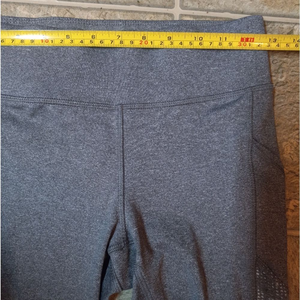 Cascade Sport Performance Capris Size S - Picture 8 of 9